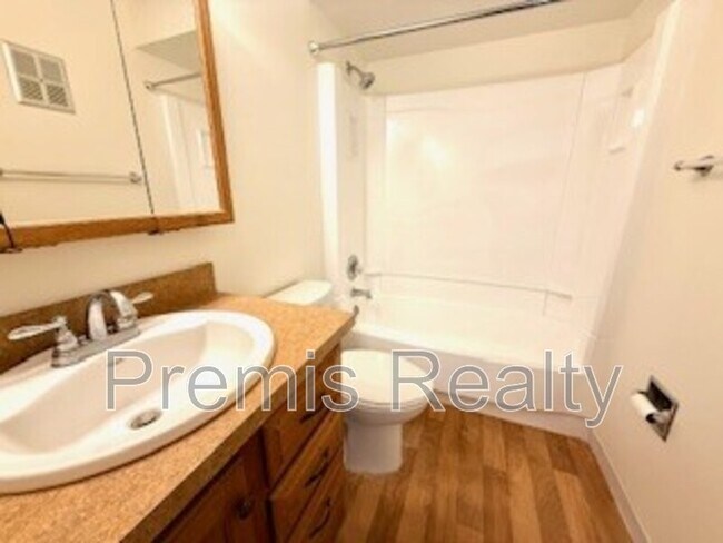 Building Photo - 24862 US Hwy 19 N