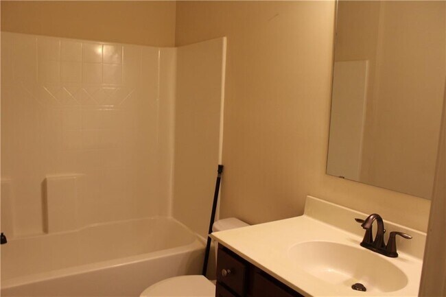 Building Photo - 3054 Turman Cir