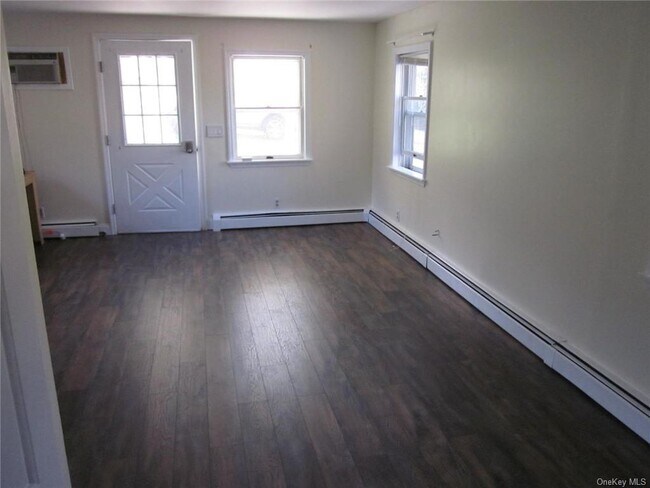 Building Photo - 15 16 18 Jmd Dr