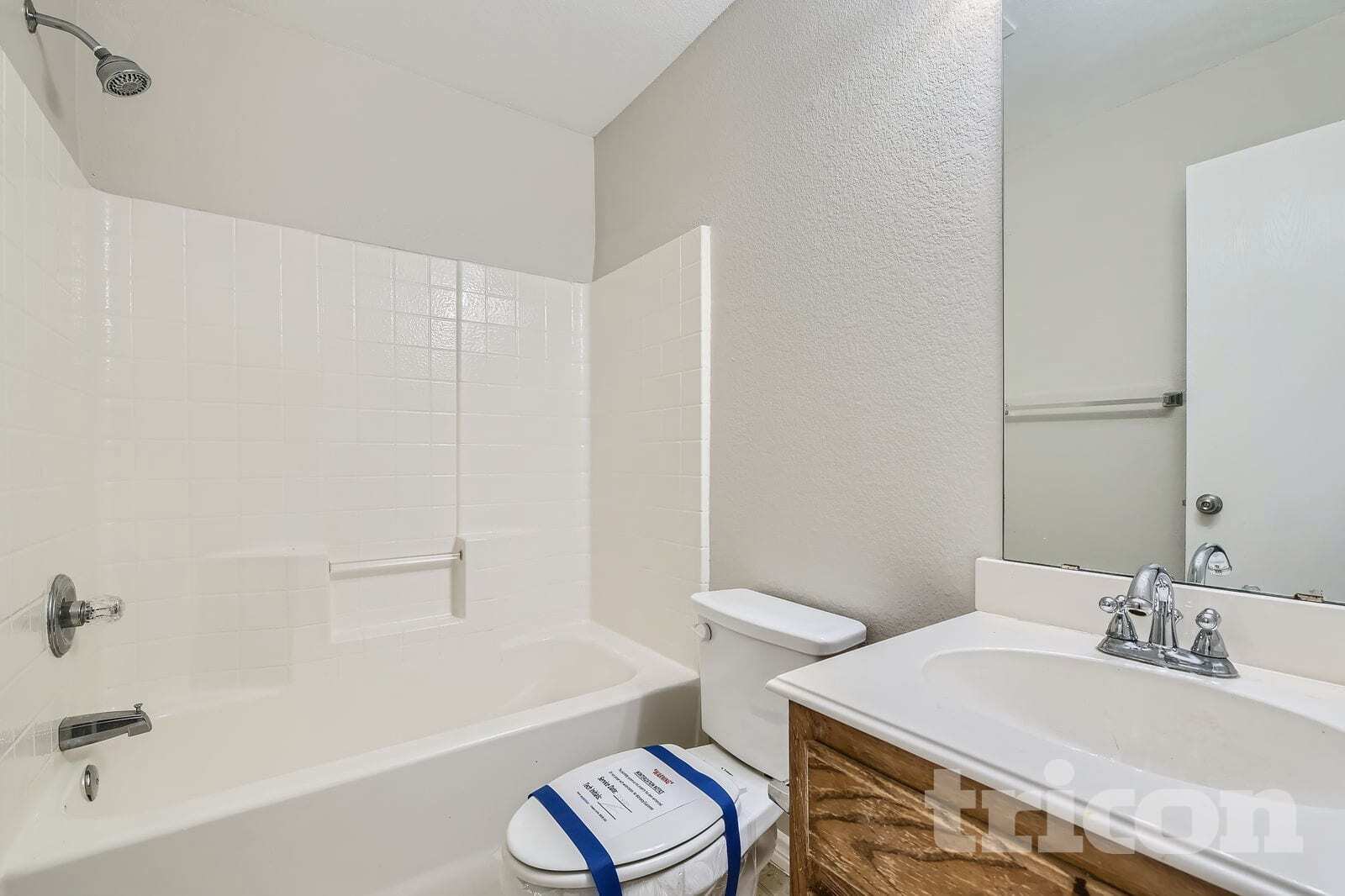 Building Photo - 12713 Carpenter Ln