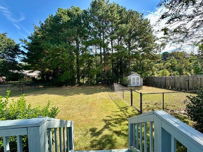 Building Photo - Williamsburg Subdivision!