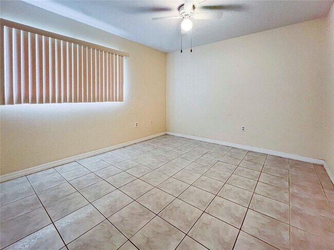 Building Photo - 3500 S Beneva Rd