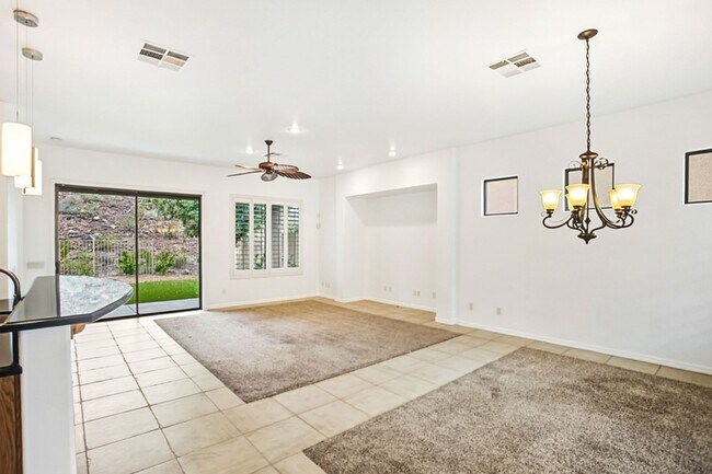 Building Photo - Anthem Country Club Beauty w/ Casita