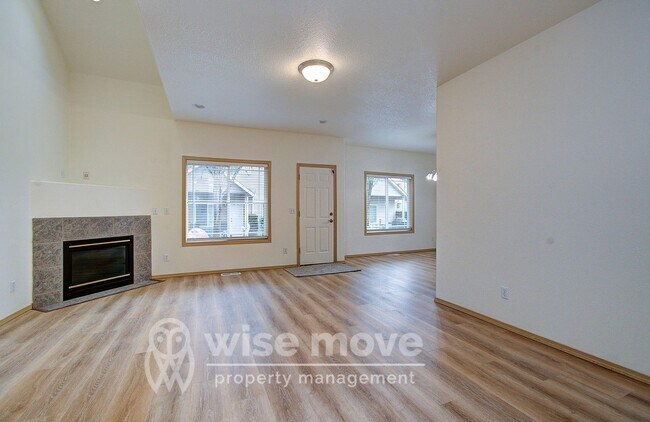 Building Photo - At Home in East Vancouver- 1/2 off First Month!