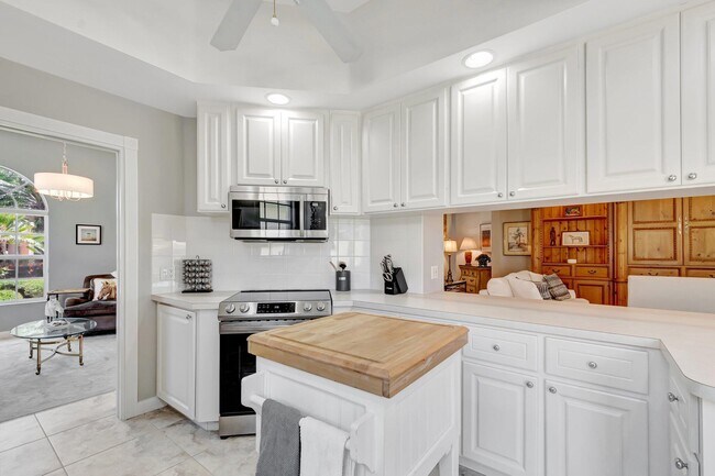 Building Photo - 8049 Nevis Pl