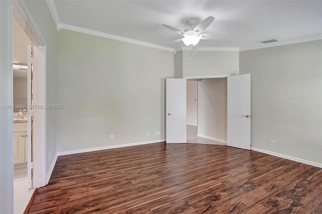 Building Photo - 10219 NW 48th Manor