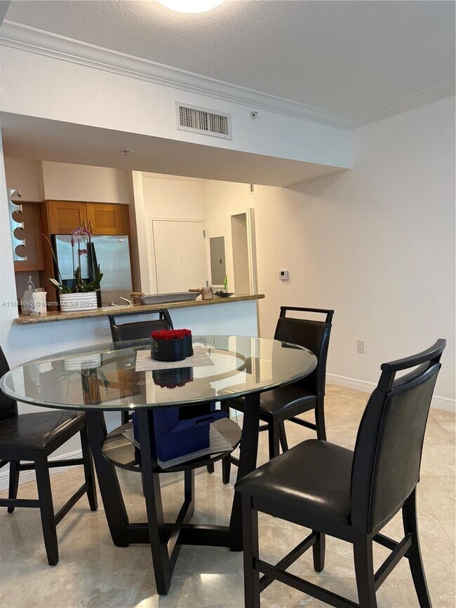 Building Photo - 1755 E Hallandale Beach Blvd