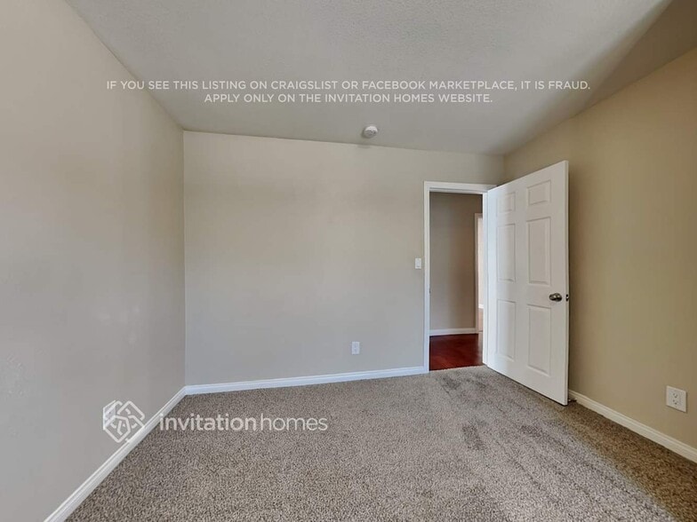 Building Photo - 1241 E Herring Ave