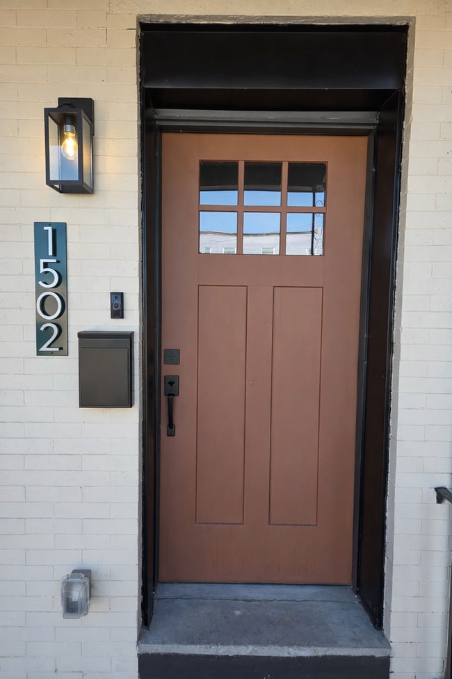 Building Photo - 1502 S 52nd St