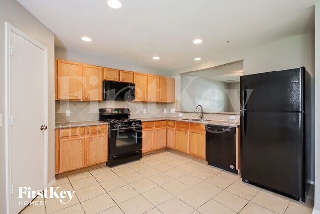 Building Photo - 923 Grand Plains Dr