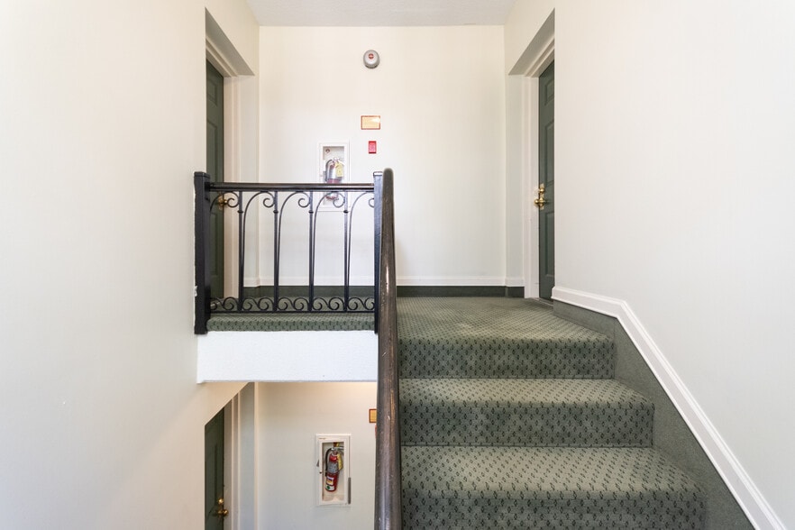 Building Photo - 3855 Rodman St NW