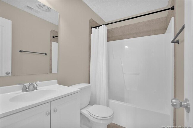 Building Photo - 154 Audubon Dr