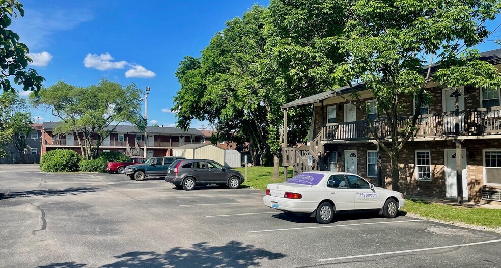 Building Photo - Savannah Terrace Apartments