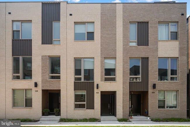 Building Photo - 3126 Pierview Ln