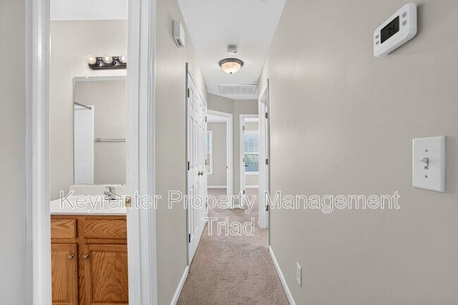 Building Photo - 6219 Black Willow Dr