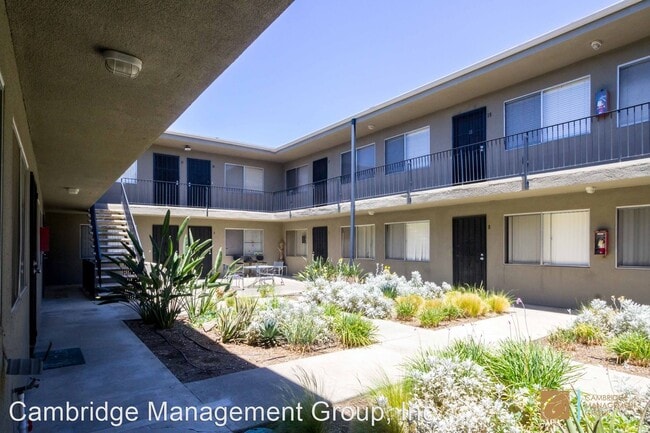 Building Photo - 3940 Oregon St