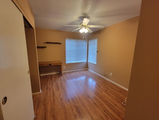 Building Photo - 2230 S Greasewood Rd