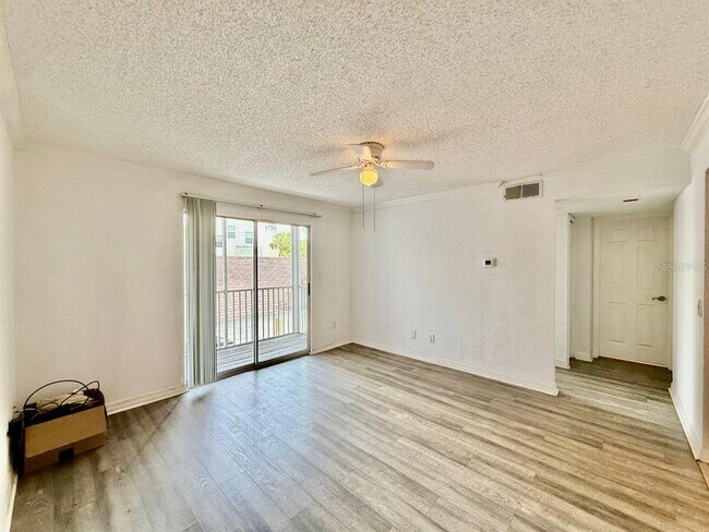 Building Photo - 3311 Haviland Ct