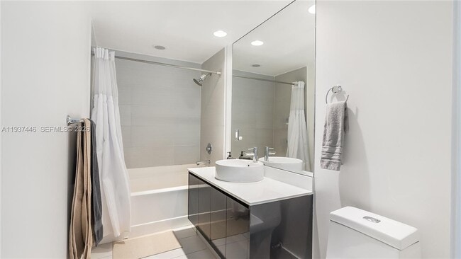 Building Photo - 31 SE 6th St