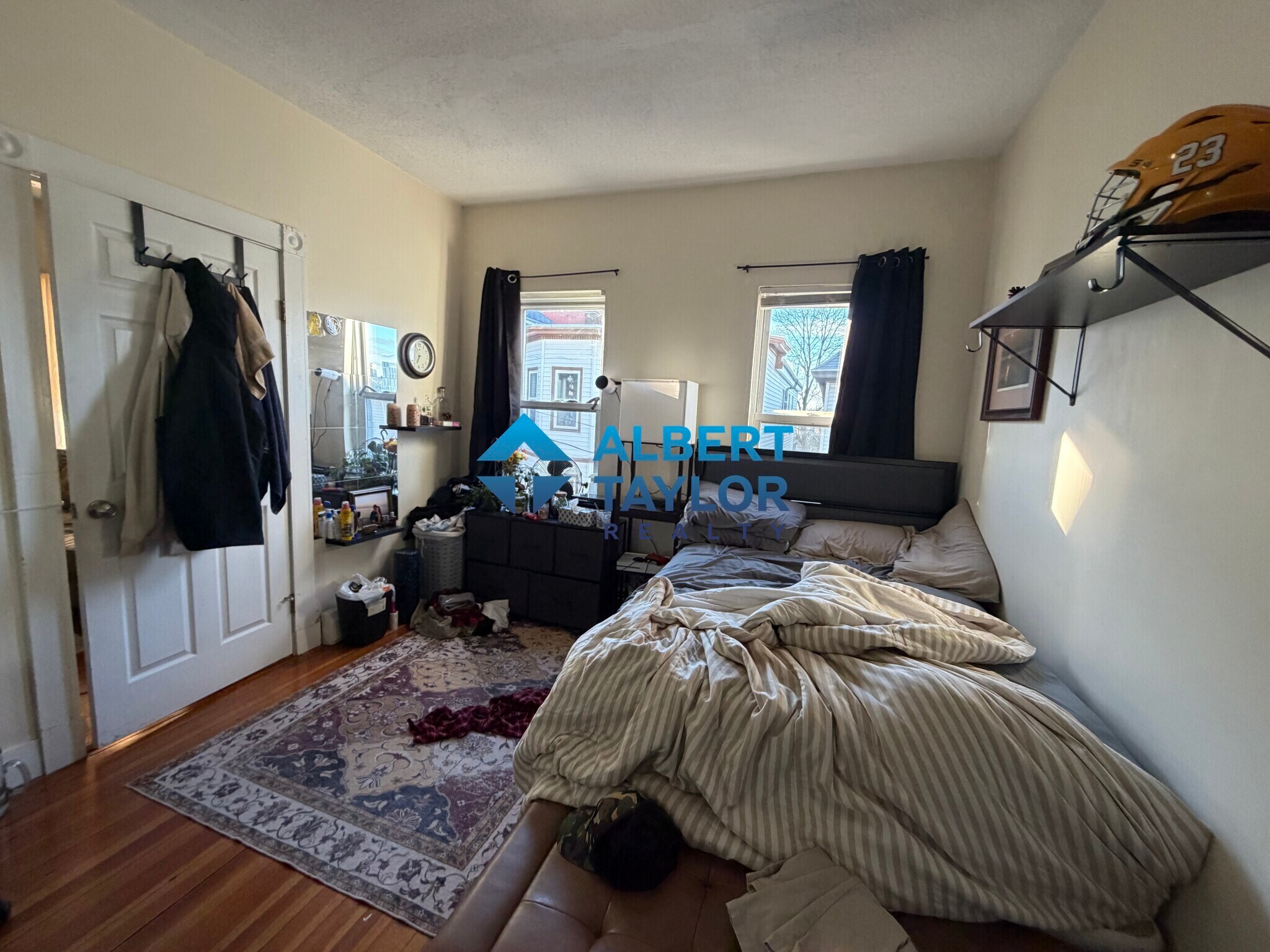 Building Photo - 34 Darling St