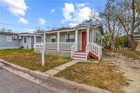 Building Photo - 8 Julian St