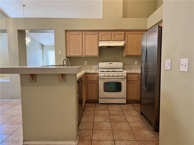 Building Photo - 9824 Double Rock Dr