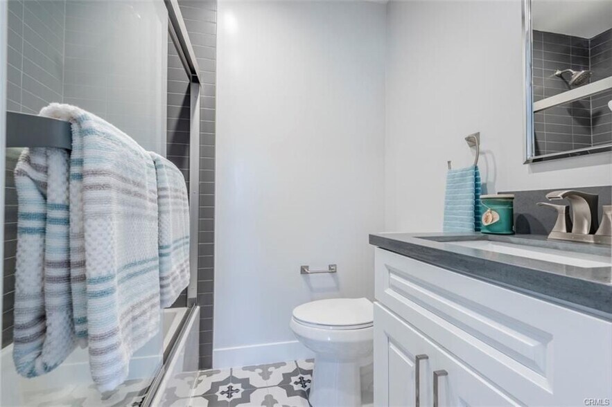 Building Photo - 1613 West Blvd