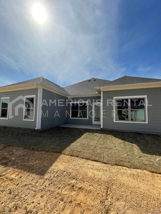 Building Photo - Home for Rent in Cullman, AL!! View with 4...