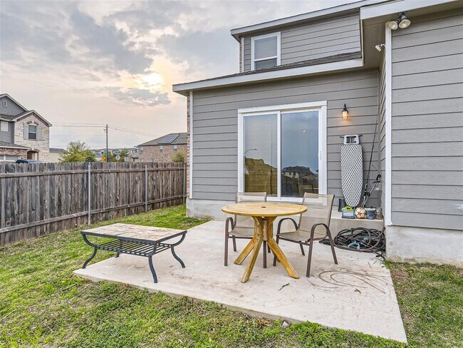 Building Photo - 6521 Carriage Pines Dr