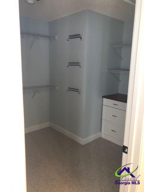 Building Photo - 410 Redding Dr