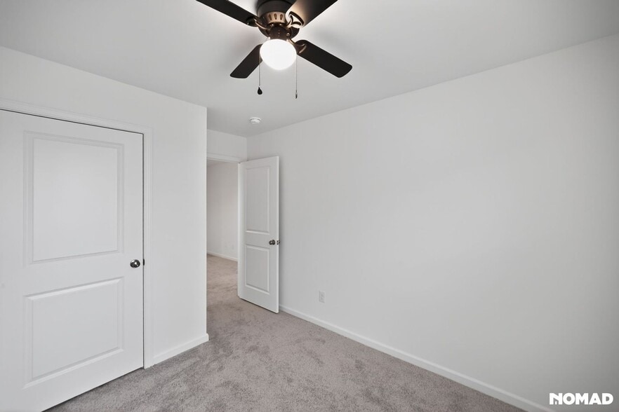 Building Photo - 2401 Brookville Dr