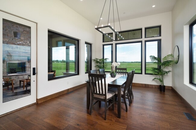 Building Photo - One of a Kind Custom Built Home for Rent in Gallatin Valley!