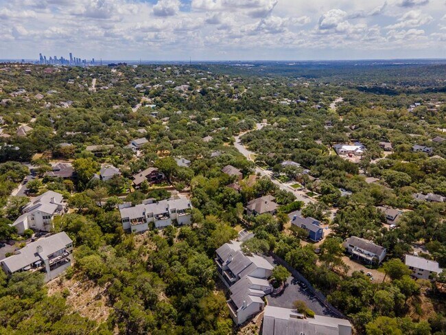 Building Photo - 1520 Ben Crenshaw Way
