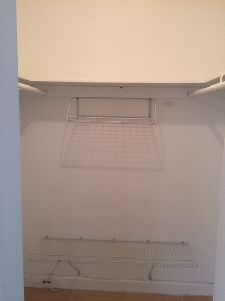 Building Photo - 8500 SW 109th Ave