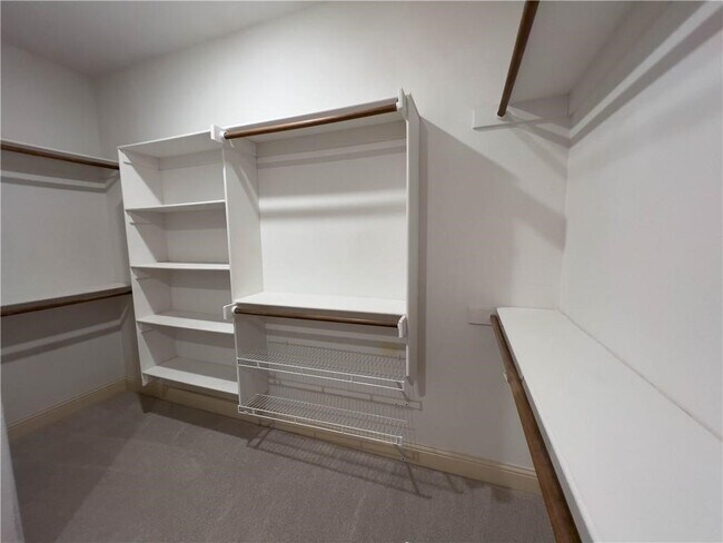 Building Photo - 4608 W Quelinda Dr