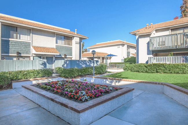 Building Photo - Fountain Park Apartments