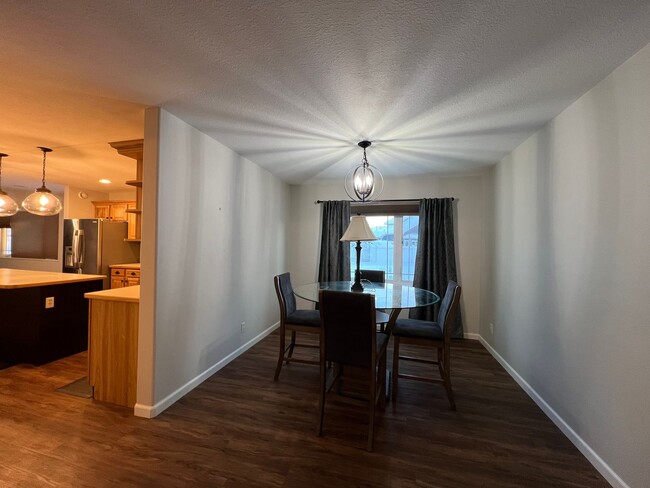 Building Photo - 4 bedroom home in Doyon Estates