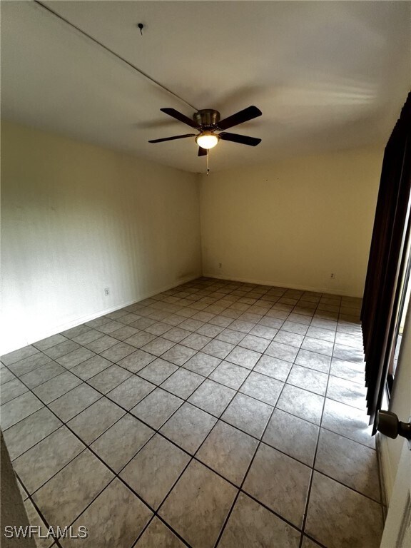 Building Photo - 1702 Park Meadows Dr