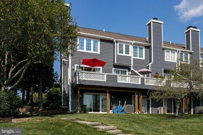 Building Photo - 311 Whistling Swan Ln
