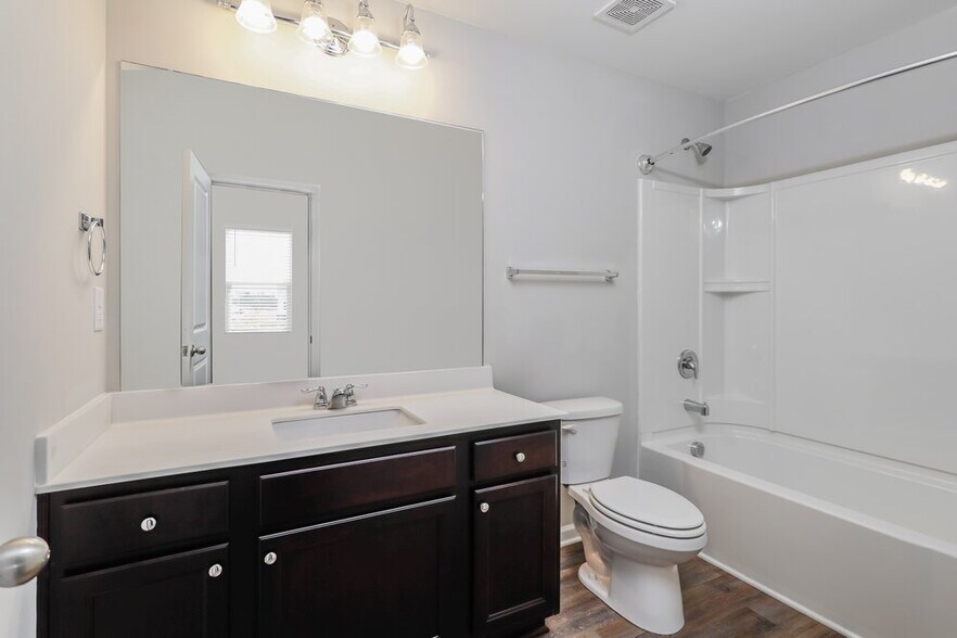 Building Photo - 3775 Place Dr