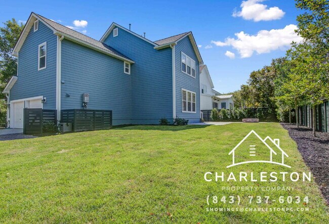 Building Photo - 2217 Daniel Island Dr