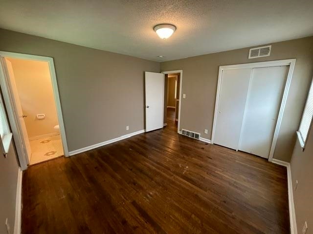 Building Photo - 3270 Frayser View Dr