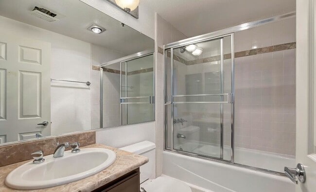 Building Photo - 1722 Malcolm Ave