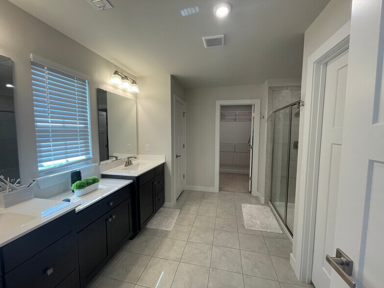 Building Photo - 3066 Boxbury Ln