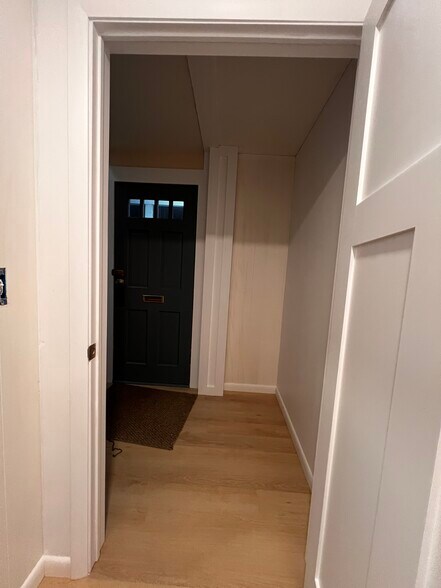 Building Photo - 143 Foote St