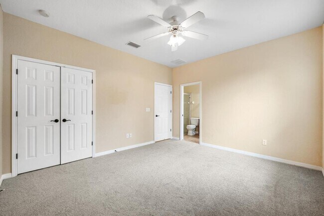 Building Photo - 27211 Fern Glade Ct