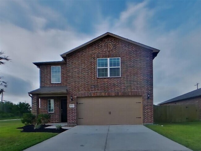 Primary Photo - 944 American Monarch Dr