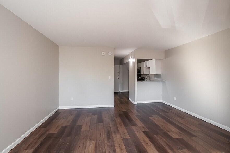 James - Living Room - The PARK