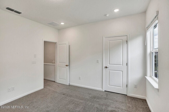 Building Photo - 73 Mellowood Ln