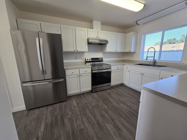 Building Photo - 3572 Carnes Rd